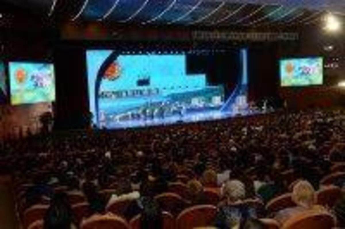 В Алматы состоялось торжественное собрание, приуроченное к празднованию 25-летия Независимости Республики Казахстан