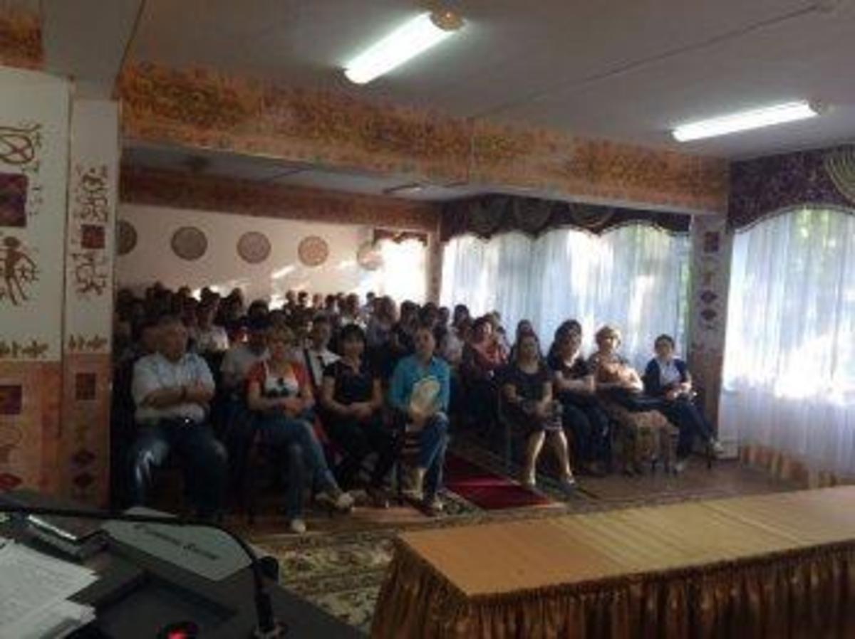 12 мая 2017 года в школе – лицее №28 им. М.Маметовой в рамках общенационального родительского собрания были проведены родительские собрания с 1 по 11 классы
