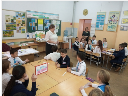 В  КГУ "ОШ №61"  учитель начальных классов Сергеева Наталья Валерьевна провела викторину "Моя Родина - Казахстан" среди учащихся 4-х классов.