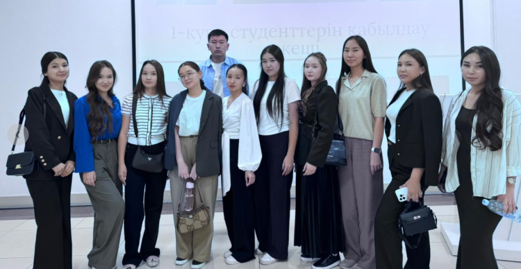 ҚазҰУ ұжымы мен студенттері Президент Жолдауын 18 нүктеден тікелей эфирде тыңдады